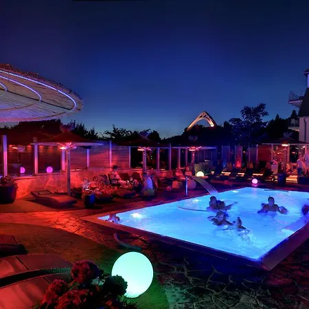 מלון Vakantiehotel Der Brabander 4*